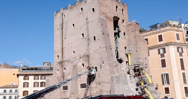 Tarixi qüllədə 1 gündə 2 qəza