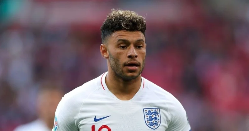 Beşiktaşdan ayrılan futbolçu Arsenalın məşqlərinə qatılır