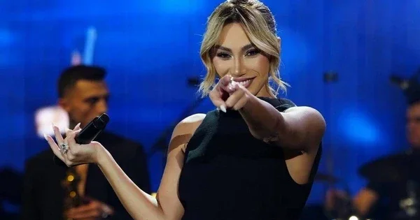 Ройа Айхан: 25 лет на сцене история силы, таланта и любви к публике ФОТО ВИДЕО