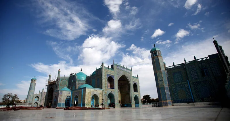 Göy Məscid zəlzələ nəticəsində qismən dağılıb