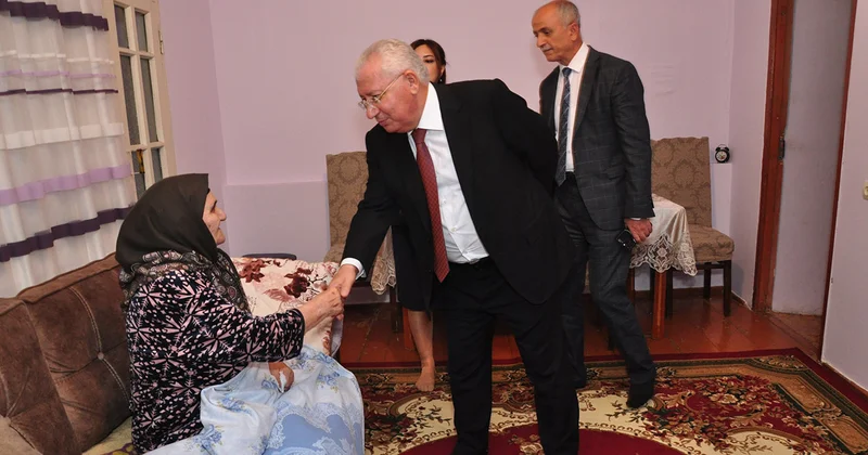 Heydər Əsədov vətəndaşların problemlərini dinlədi Fotolar