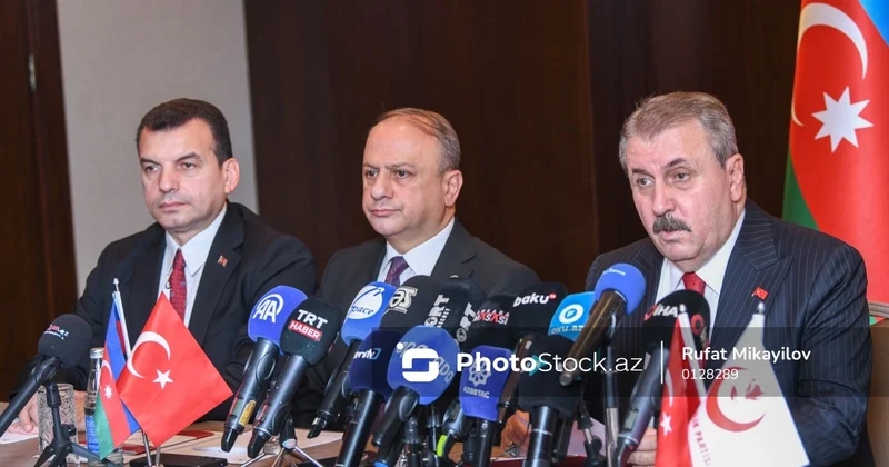 Mustafa Destici: Azərbaycan bizim qırmızı xəttimizdir