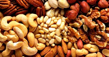 Həkimlər kimlərin qoz fındıq yeməli olduğunu izah etdilər...