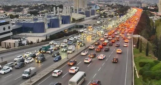 Paytaxtın 20 küçə və prospektində TIXAC VAR FOTO