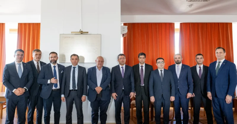 Rumıniyalı senatorlar Azərbaycanda medianın inkişafı sahəsində görülən tədbirlər barədə məlumatlandırılıb