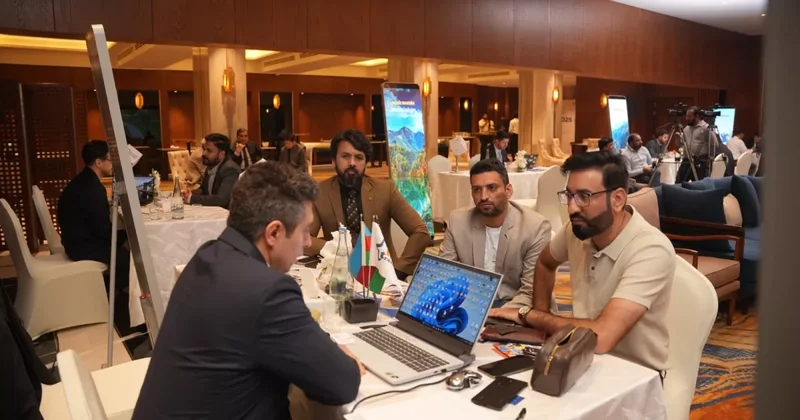 Азербайджан представил в Пакистане туристические возможности ФОТО