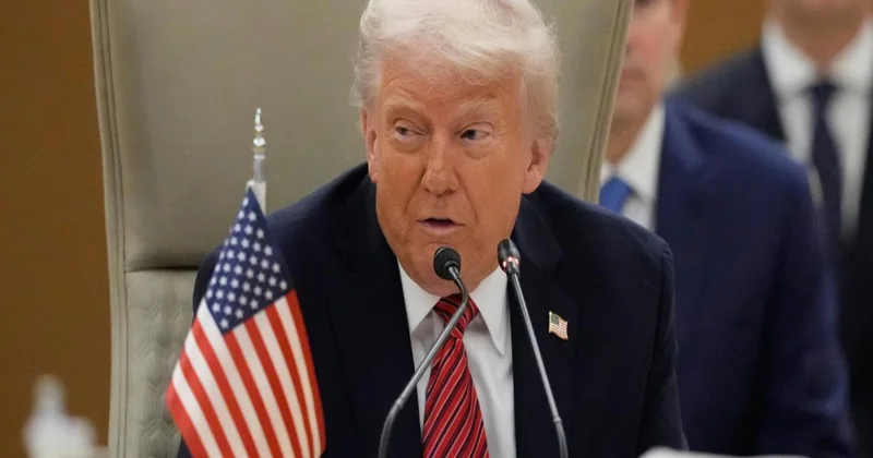 В США рейтинг доверия к Трампу упал до 37%