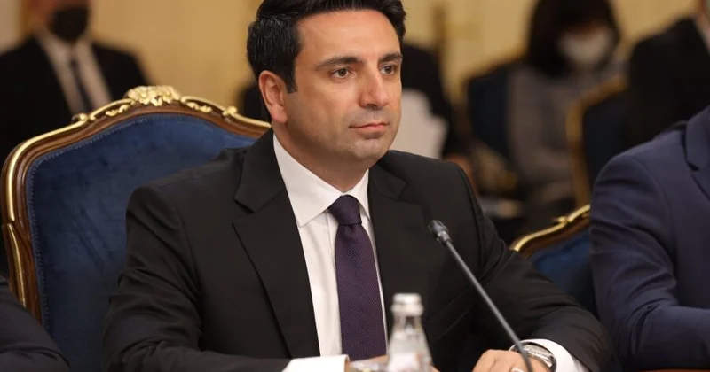 Paşinyanın ardınca Simonyan da qərar verdi