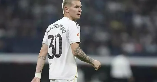 Real ın futbolçusu Liverpul la oyunu buraxacaq