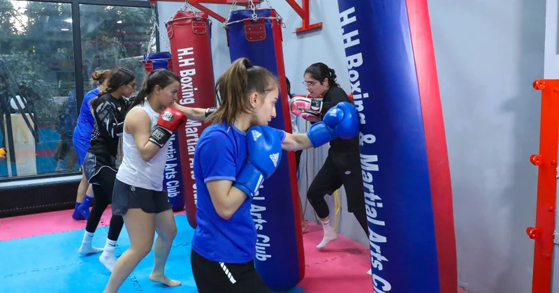 “Qız nədir, idman nədir?”: Qadın boksçular cəmiyyətin baxışını dəyişir REPORTAJ