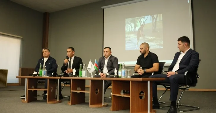 В Карабахском университете состоялась встреча ветеранов Отечественной войны со студентами