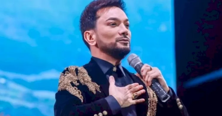 Faiq Ağayev özü özünə sarıldı