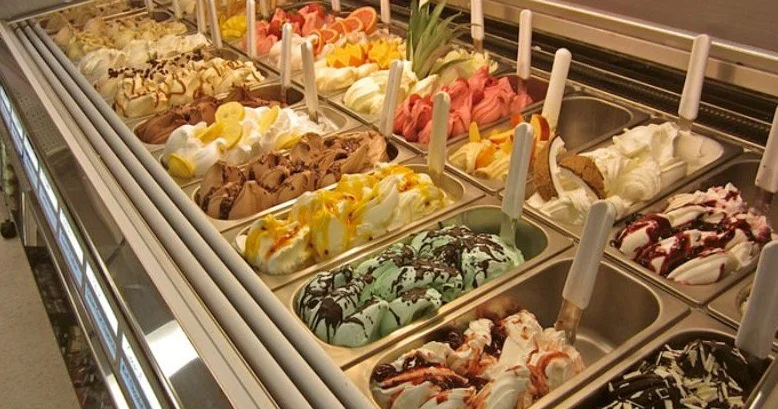 Dondurma hazırlaq üçün lazım olan yarım ton yarımfabrikat MƏHV EDİLDİ FOTO