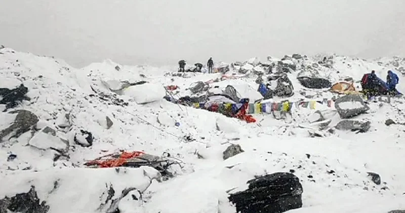 В Гималаях погибли альпинисты из США, Канады, Италии и Непала