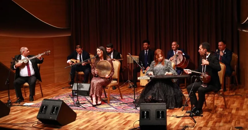 В Баку состоялся концерт "Muğamat axşamı" ФОТО