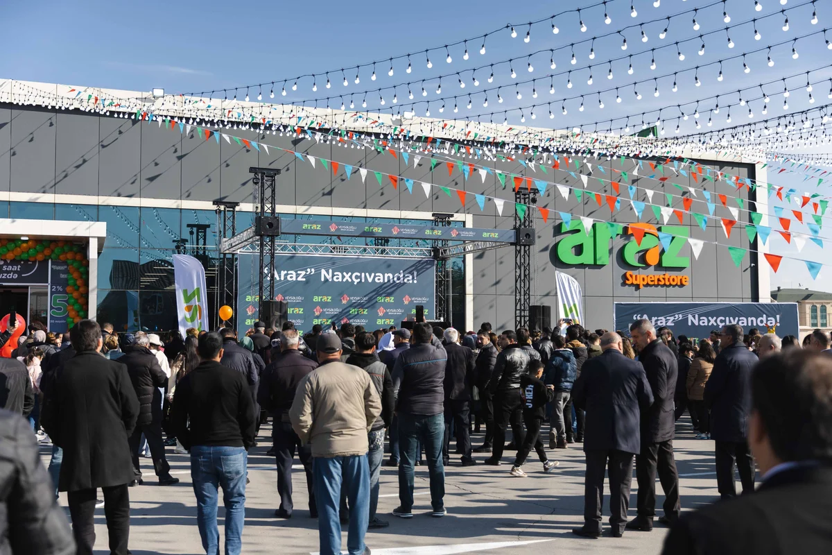 Veysəloğlu Şirkətlər Qrupu Naxçıvanda silsilə market açılışlarını davam etdirir FOTO