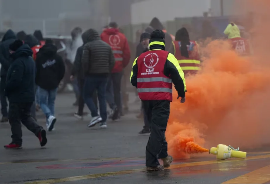 Fransada Ümumi Əmək Konfederasiyası ikigünlük tətilə çağırış edib AZƏRTAC