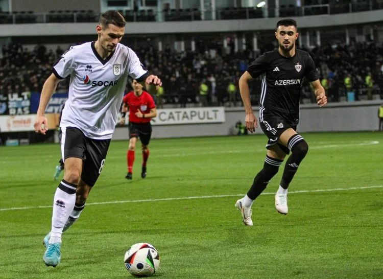 AFFA Neftçi və Qarabağı cərimələdi