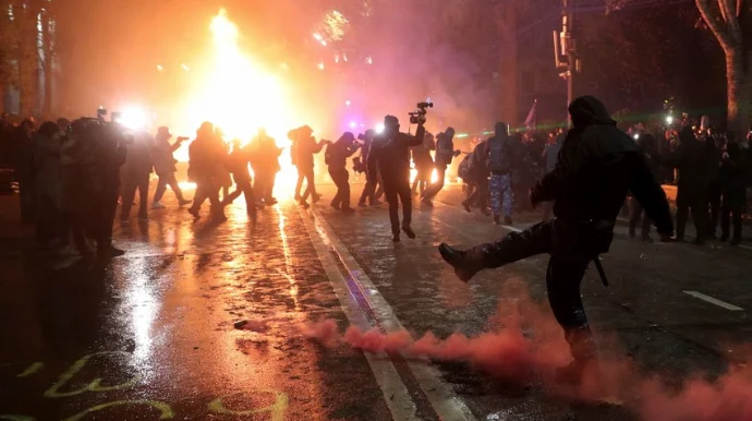 Tbilisidəki etiraz aksiyalarında 143 polis əməkdaşı xəsarət alıb