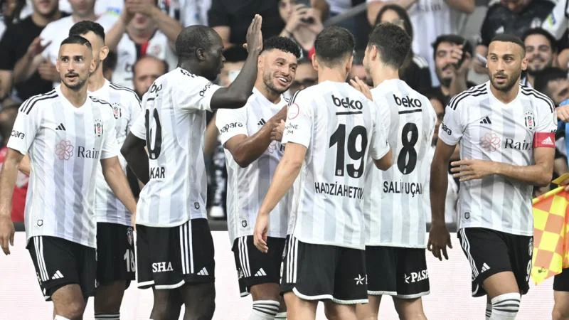 Beşiktaş erkən seçki qərarı verdi