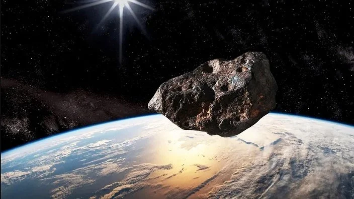 Yerə iki nəhəng asteroid yaxınlaşır