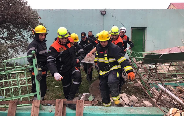 Novxanıdakı partlayış Vüqar Həşimovun ailəsinin evində olub Yenilənir Foto