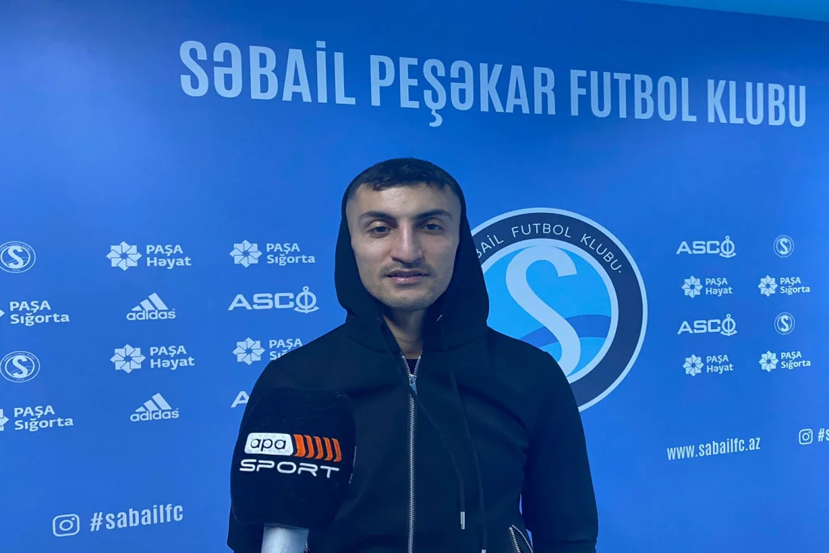 Araz Abdullayev: Futbolu bitirməyi düşünmürəm