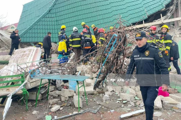 Novxanıda fərdi yaşayış evində partlayış FOTO VİDEO