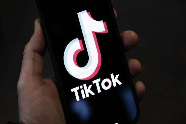 TikTokda tanış olduqları 13 yaşlı qızla gecələdilər Tərtərdə ŞOK OLAY