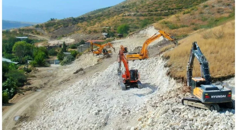 AğdamƏsgəranXocalıXankəndi yolunun yenidən qurulması davam edir