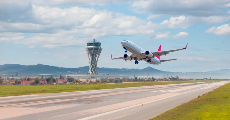 Названы данные по мировому рынку авиаперевозок за октябрь 2025 года