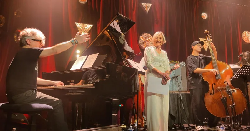 Шаин Новрасли с большим успехом выступил в Париже ФОТО ВИДЕО