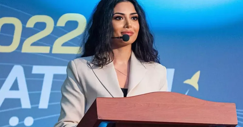 Bakı metrosundan tanınmış aparıcıya CAVAB