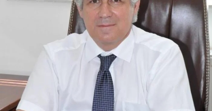 Susduqca ağ eləyirlər