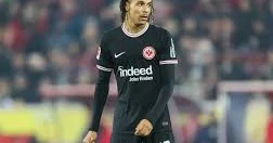 Ayntraxt ın qulağına səs çatdı, 20 yaşlı futbolçusuna 70 milyon qiymət qoydu