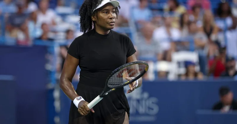 Venus Uilyams 37 yaşlı aktyorla nişanlandığını təsdiqləyib FOTO