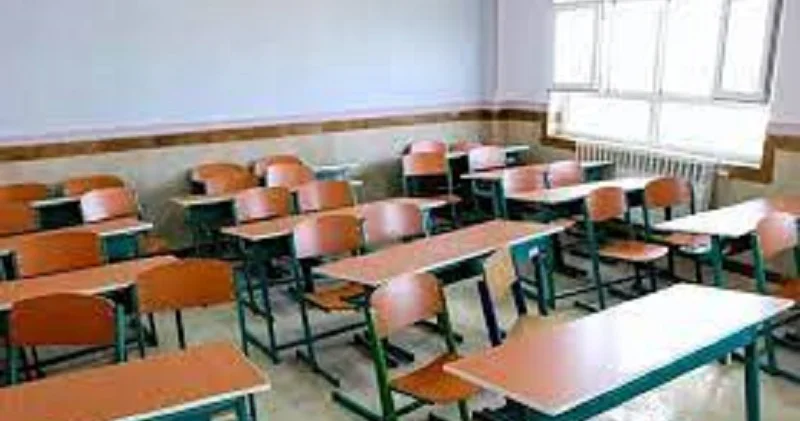 Ərdəbildə məktəblər bağlandı