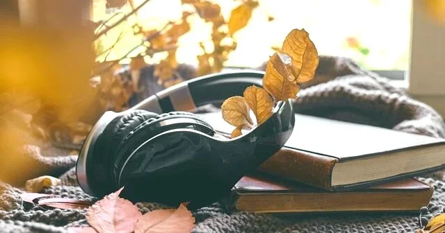 Kitabı dinləmək və ya oxumaq eynidirmi?