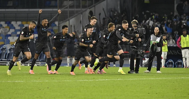 Napoli və Atalanta 1/4 finalda, İnter Verona ya qarşı YENİLƏNİR