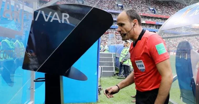 FIFA VAR ın səlahiyyətlərini artırır: 2026 Dünya Kubokunda yeni qaydalar