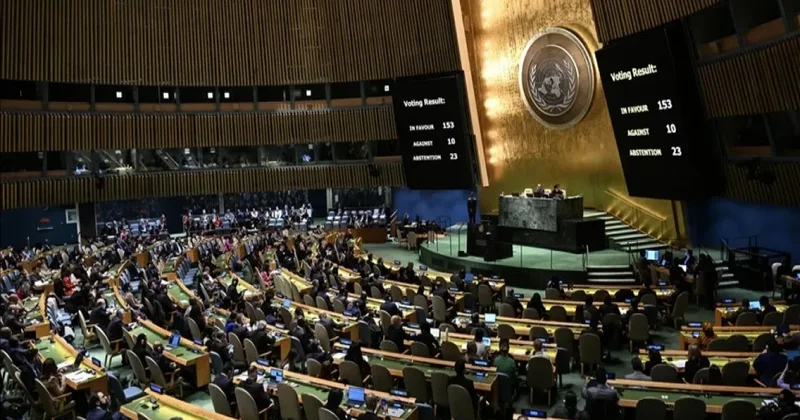 BMT Baş Assambleyası İsrailin Colan Təpələrindən çəkilməsini tələb edən qətnaməni təsdiqləyib