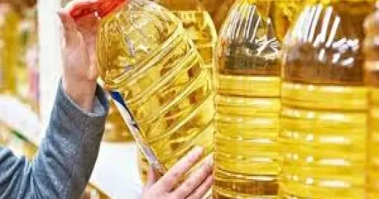 Bitki yağı adı ilə palma yağı satırlar Yağ alarkən nələrə diqqət edək?