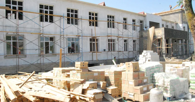 Məktəbləri bu şirkət təmir edəcək 4,3 milyonluq tender