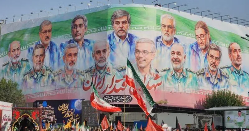 İran dağılır, molla rejimi “İsrail üzərində qələbə”ni qeyd edir KİV