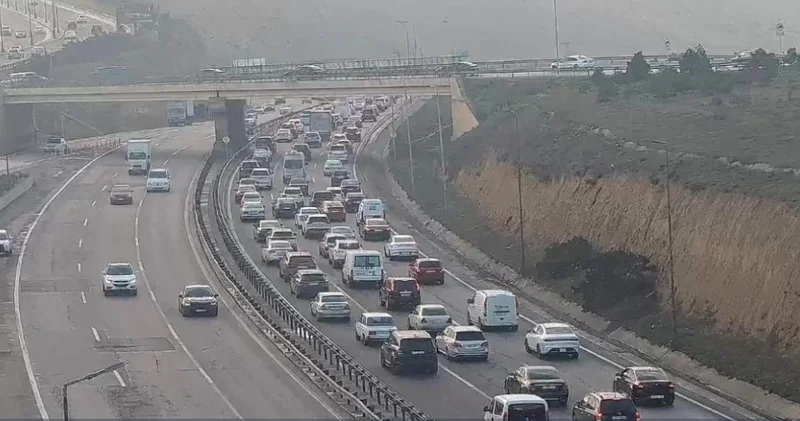 Sürücülərin nəzərinə: Kənar dairəvi yolda SIXLIQ VAR FOTO