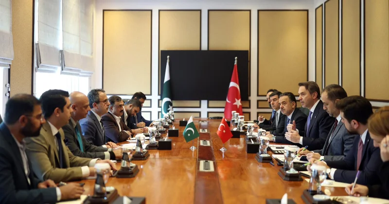 Türkiyə və Pakistan 5 neft və qaz yatağının kəşfiyyatı üzrə razılığa gəlib