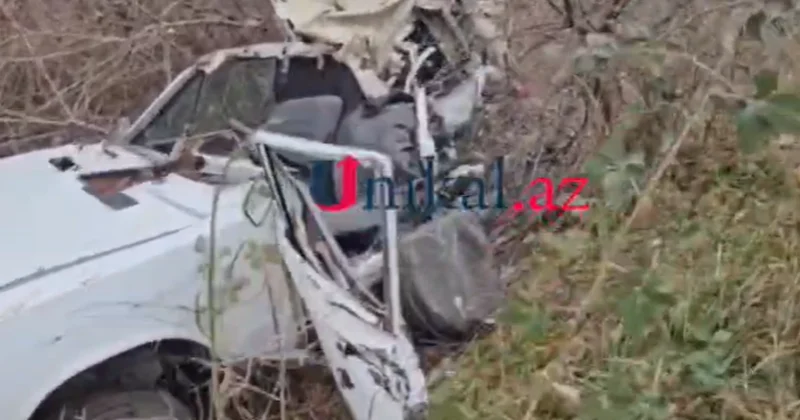 İsmayıllıda ağır qəza Sürücü xəsarət aldı (VİDEO)