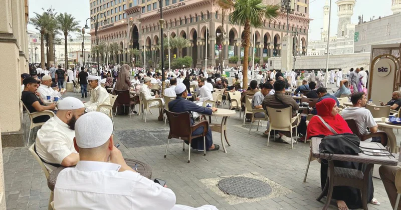 Səudiyyə Ərəbistanında yüksək xidmətlər və zövqlər diqqəti cəlb edir