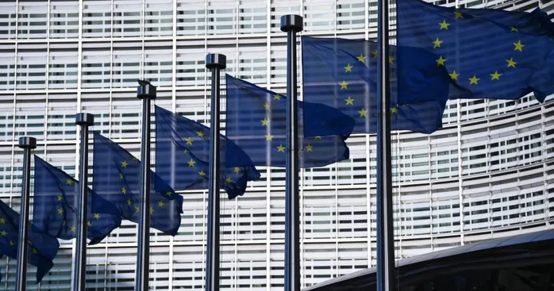 Media: Avropa İttifaqı XXI əsrin ən iri korrupsiya qalmaqalı ilə üz üzə