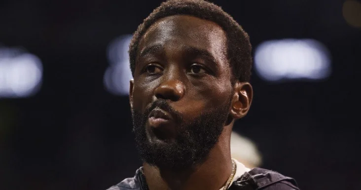 Terens Krouford ikinci orta çəkidə WBC çempionu titulundan məhrum edilib